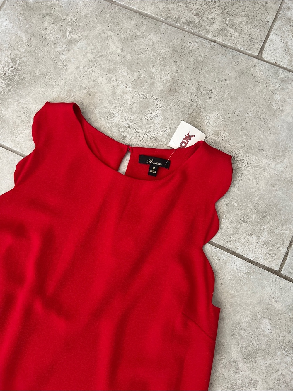 Monteau Red High-Low Scalloped Sleeve Dress size Medium - Picture 3 of 8